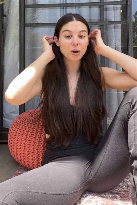 kira kosarin boobs|More Pics of Kira Kosarin!(comment your favourite out of the 5).